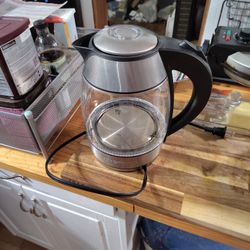 Chefman Electric Kettle 