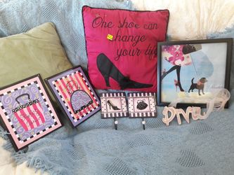 Shopping Diva Room Accessories