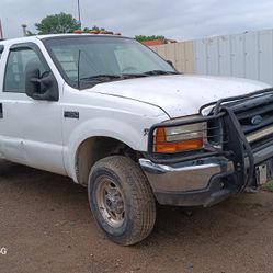 2000 Ford F250 - Parts Only #EB6