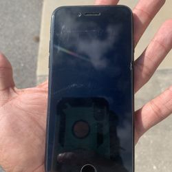 iPhone SE $60 OBO