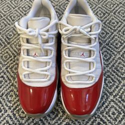 Size 10.5 - Air Jordan 11 Retro 2016 Low Cherry