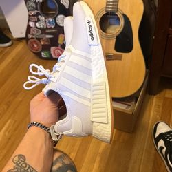 Adidas R1 