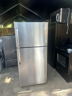 Ge Stainless Steel Top Freezer Fridge 