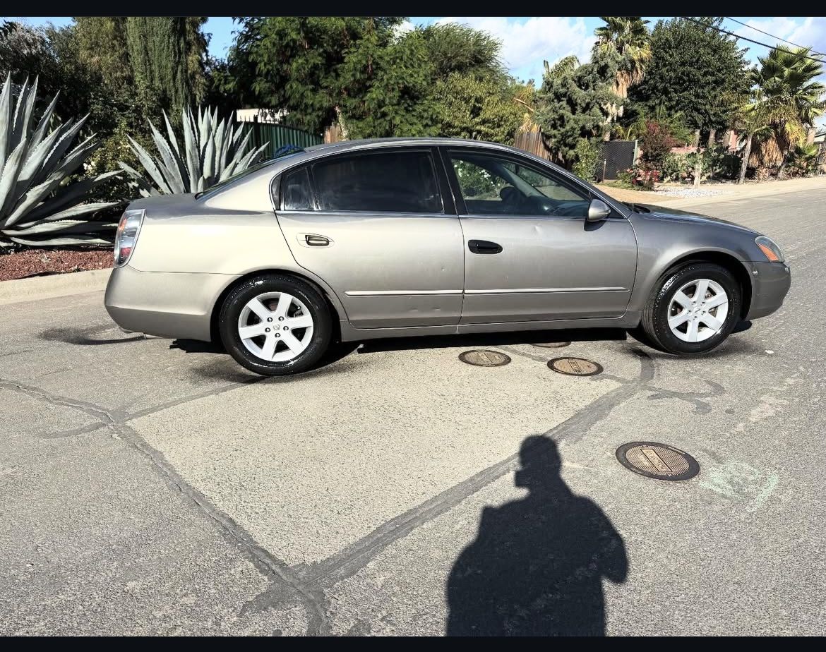 2002 Nissan Altima