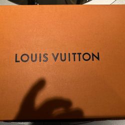LOUIS VUITTON RIVOLI TENNIS 
