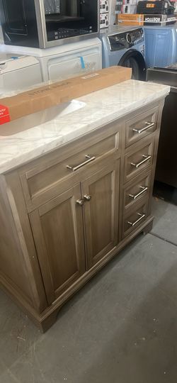 36 x 22 bathroom vanity