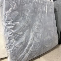 💯King Mattress Serta Perfect Sleeper Pillowtop Firm 💯