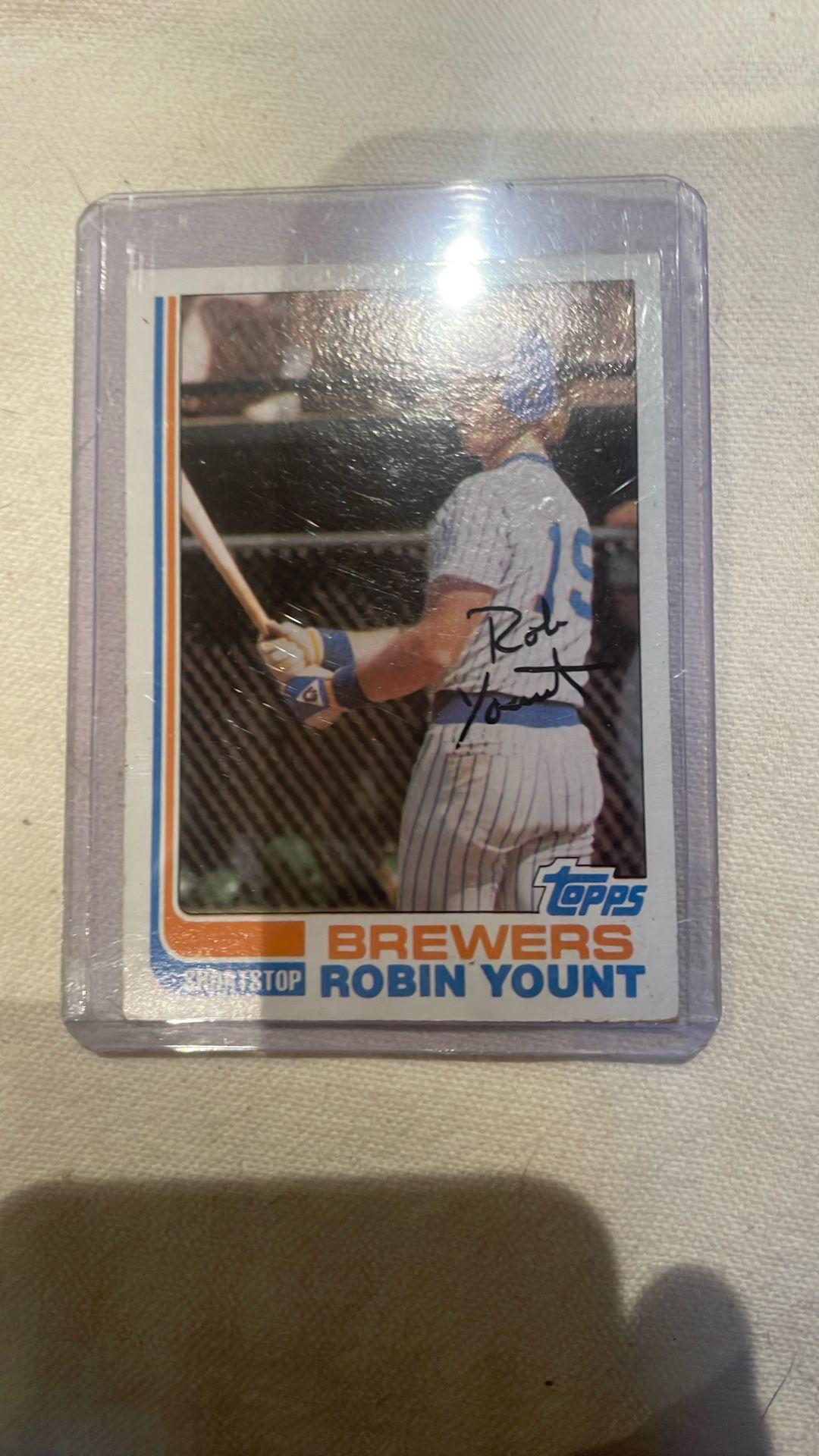 1982 Topps Robin Young Autographed Card #435