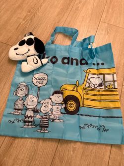 Snoopy carry on reusable bag