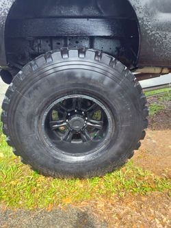 45 inch by 20x950 Michelin tires and rims 8 lug