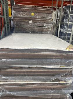 Venta King & Queen Mattress 
Moving Out Sale!.🆓🏠 🚚.COD