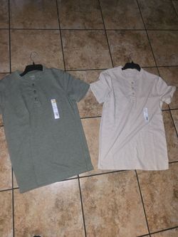 2 mens shirts size small and xs