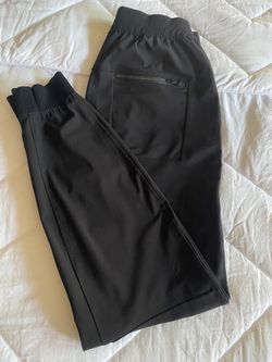 Lululemon Men’s Joggers.  Size S