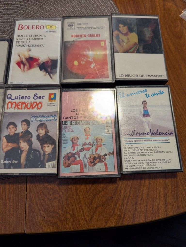 Gratis Free Cassettes