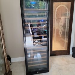 NFINITY By Wine Enthusiast Win cooler