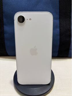 iPhone 16e white (T-mobile only!) Not a plus model!