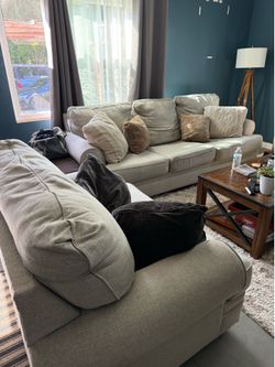 Sofa & loveseat