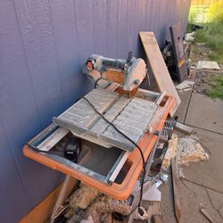 Ridgid tile saw works great