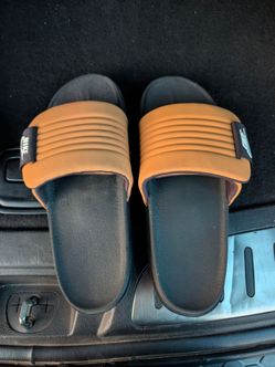 Nike size 13 new sandals