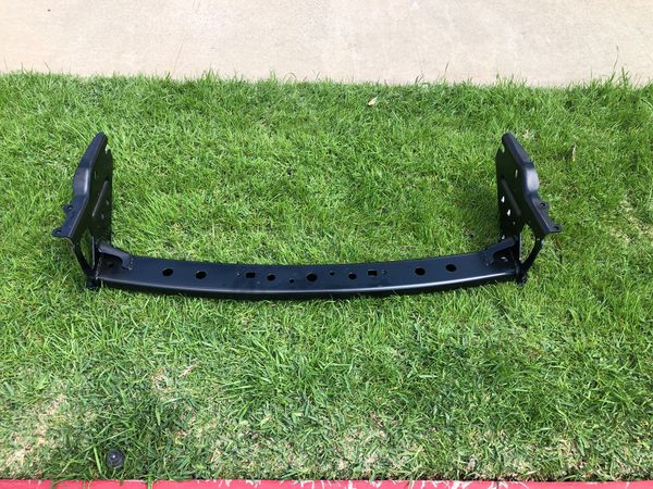 Toyota Tundra rear bumper mounting bracket 2007-2014 for Sale in
