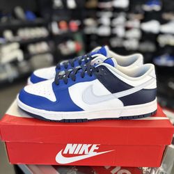 Nike Dunk Low “Blue Navy” Size 11.5