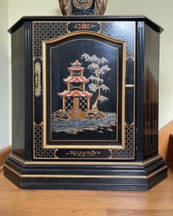 Gorgeous Vintage Habersham Cabinet