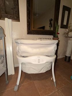 Garco baby bassinet