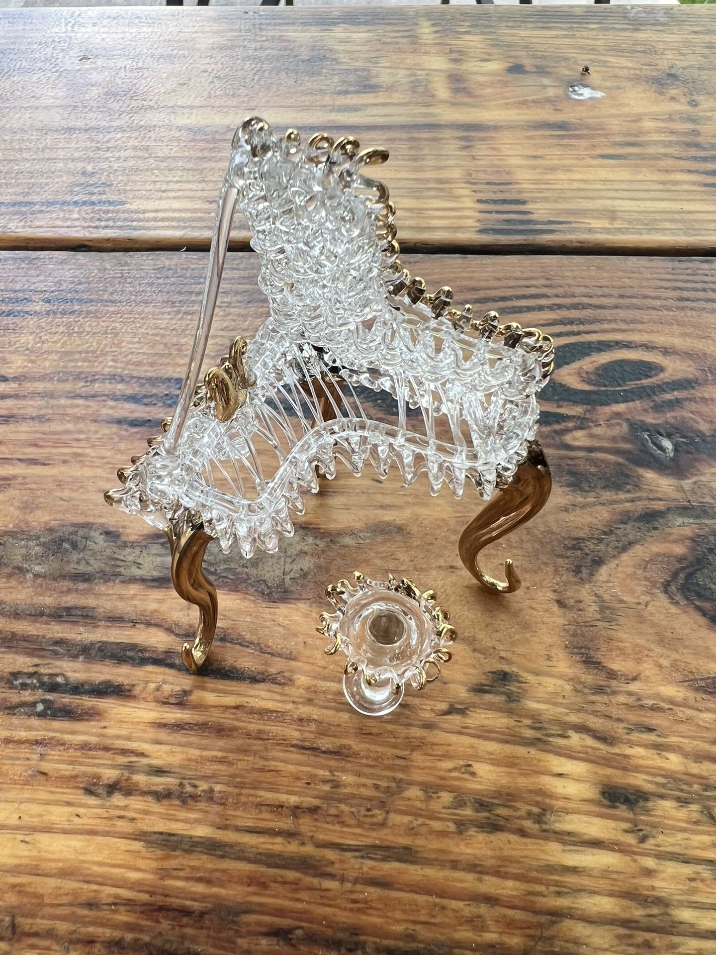 BABY GLASS PIANO FIGURE