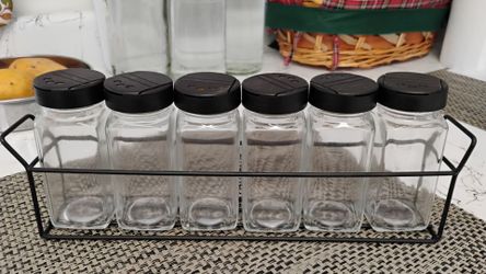 Spice jars with stand