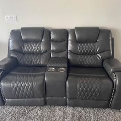 Beautiful Living room Couch 