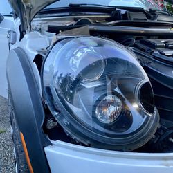 Mini Cooper Passenger (right) Headlight 07-13