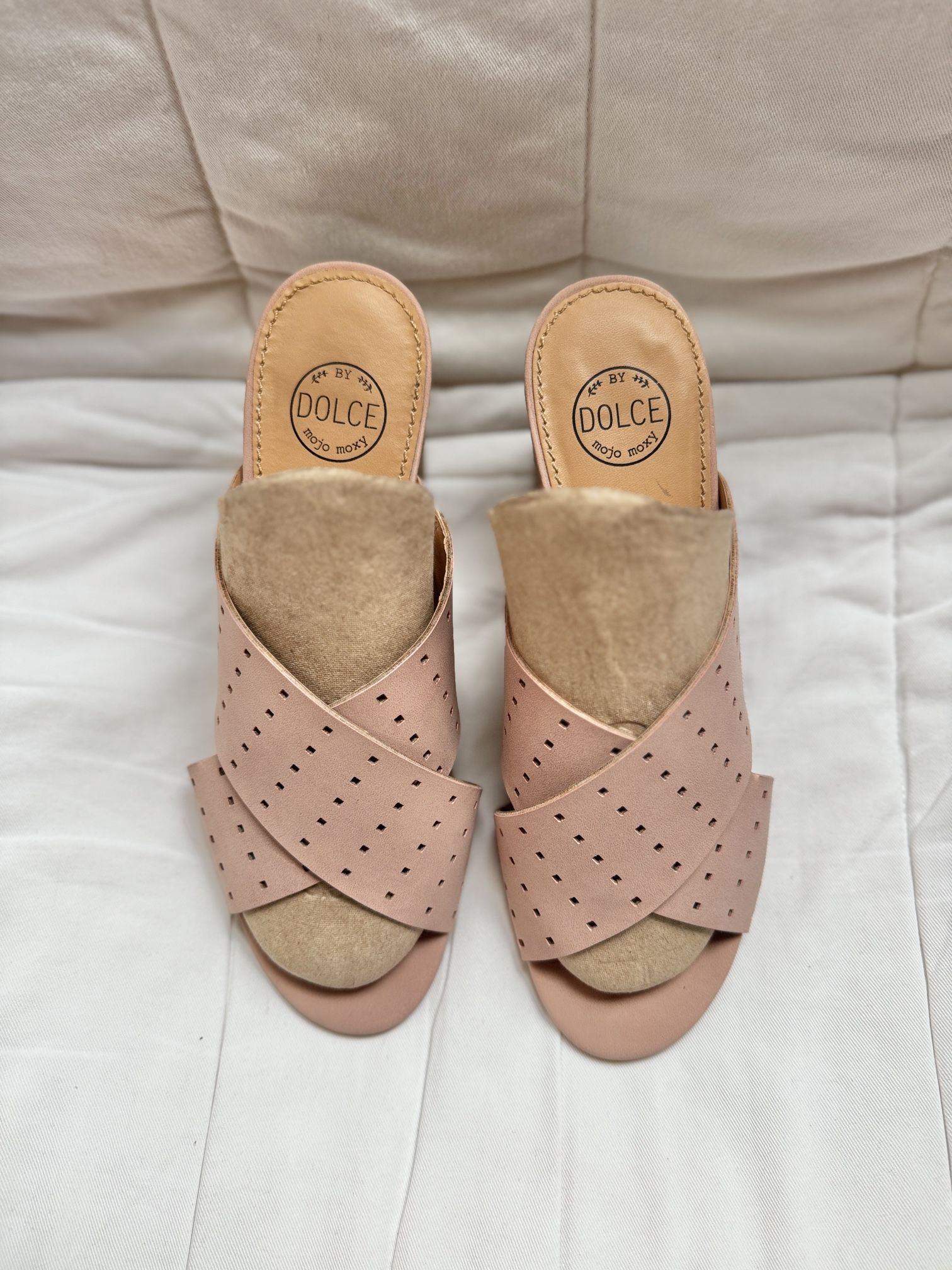 SZ 8 Pink Block Heels
