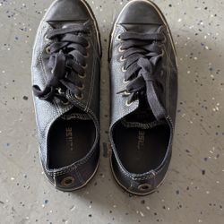 Men’s 8.5 Black Converse Leather All Stars