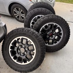 17” TRD Tacoma Wheels & Tires – 265/65R17
