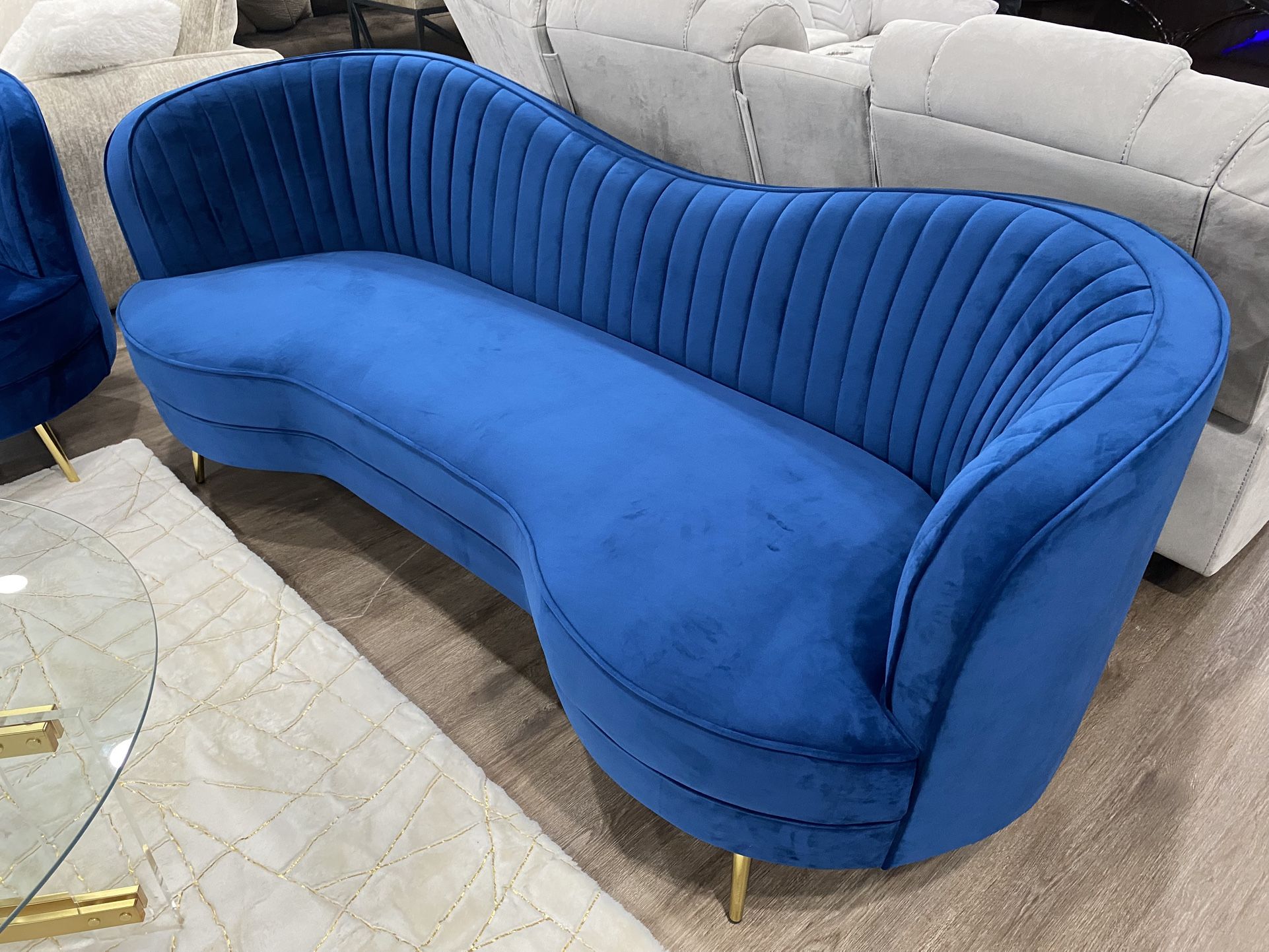 Beautiful Three-Piece Set At 60% Off