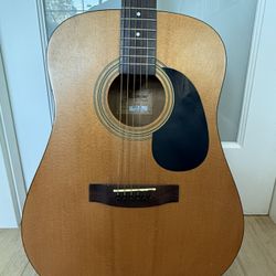 Jasmine by Takamine Guitar 