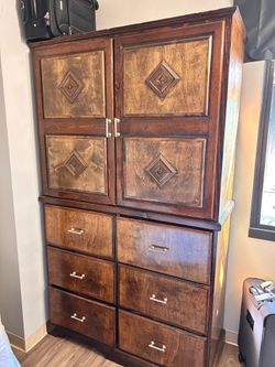 Armoire