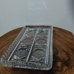 VINTAGE CRYSTAL TRAY - SNACK TRAY OR JEWELRY DISH TRAY 8"×4.5"×.6"