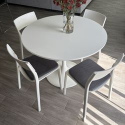 Round Dinning Table IKEA