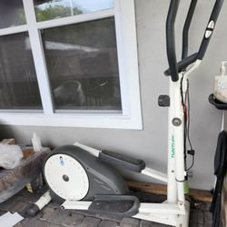 $100 Each Your Choice Excersize Bike Or Elliptical 