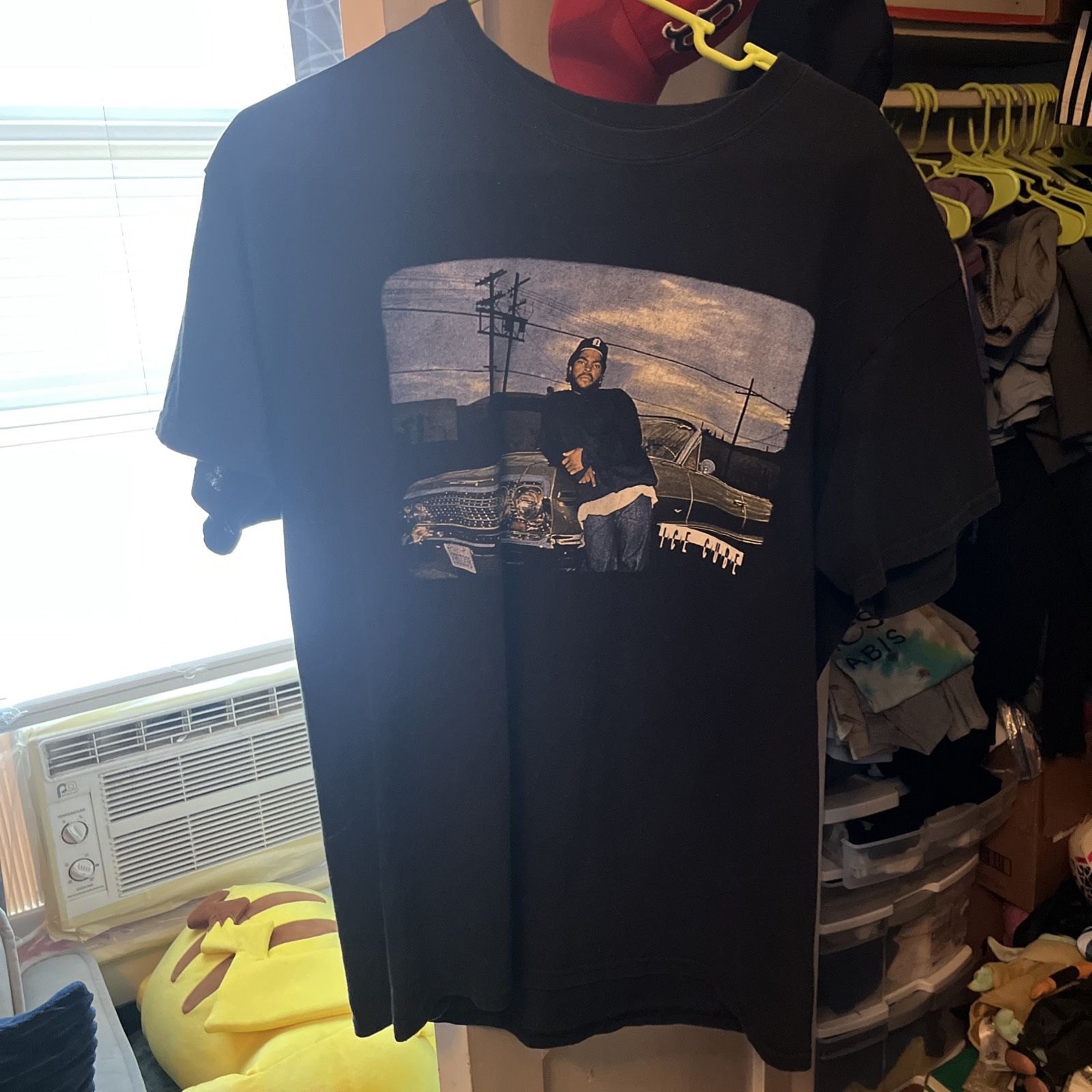 Men’s Ice Cube Graphic T Shirt Size M