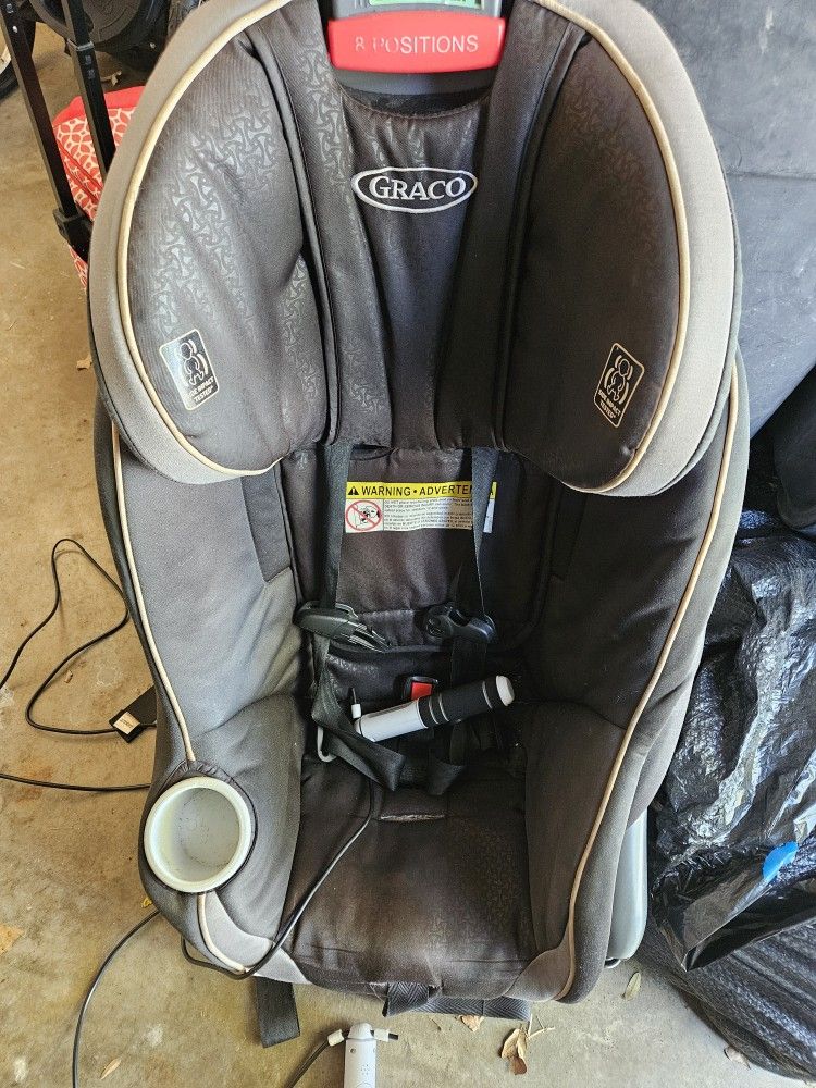 Baby car seat $30