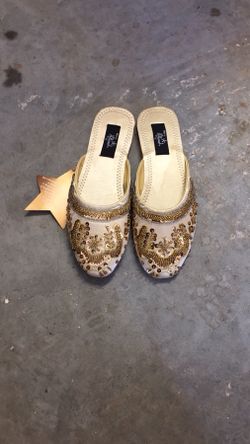 Hot in Hollywood she is