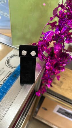 Stud 14k