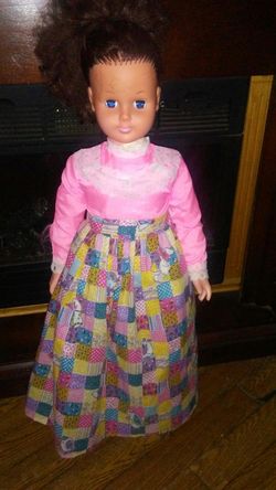 Vintage 31 inch uneeda plastic doll