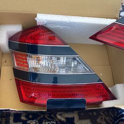 Mercedes S550 Tail Lights