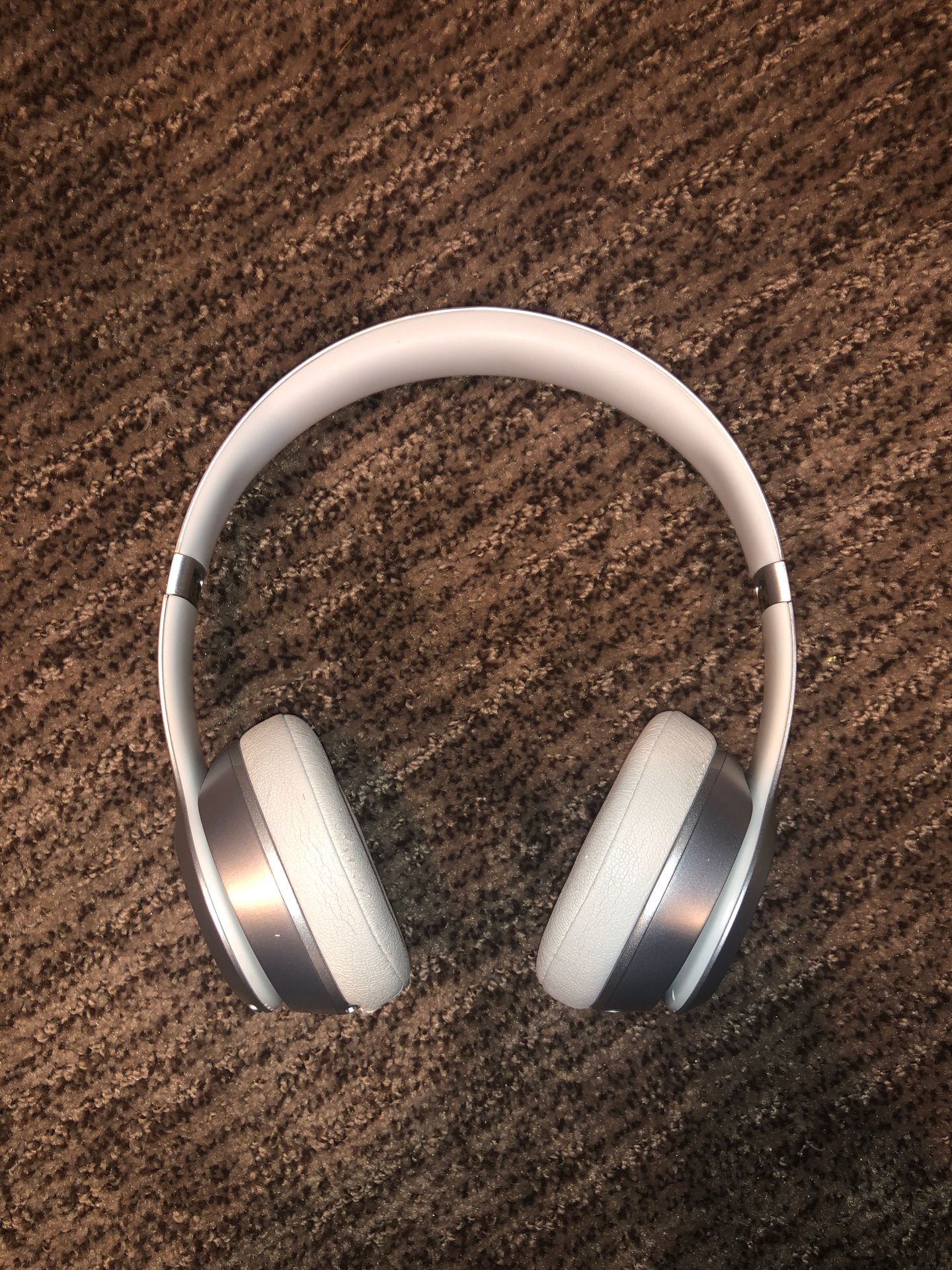 Beats Solo3 Wireless (White)