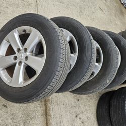 Toyota Rav4 Rims & Tires 5 X 4.5 Or 5 X 114.3