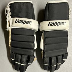 Vintage COOPER Hockey gloves 