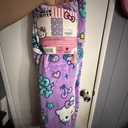 Hello Kitty Blanket! 